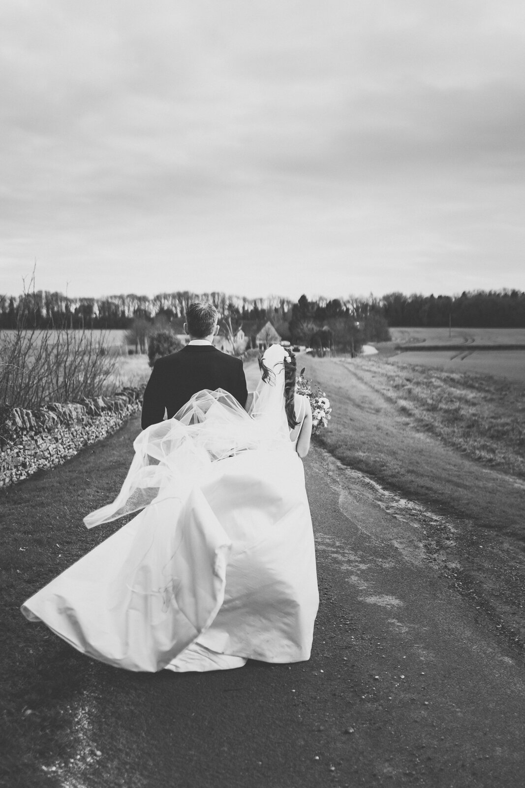  Lapstone Barn Wedding 