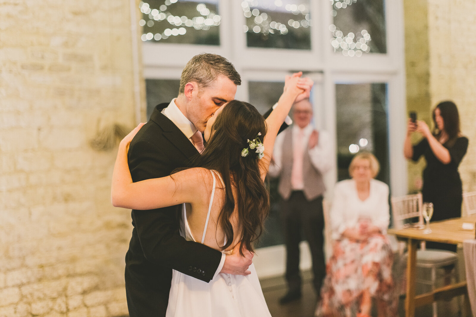  Lapstone Barn Wedding 