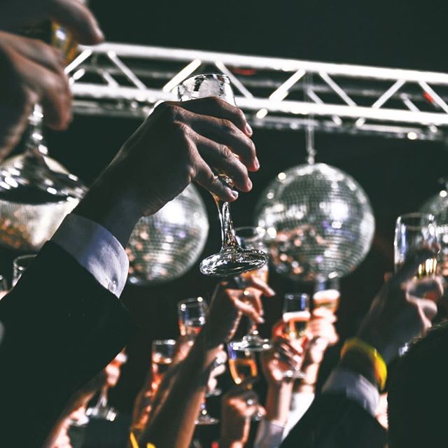 How will you be seeing in the New Year? It might only be October but it&rsquo;s the final quarter of the year... If you&rsquo;re looking for 2020 party plans we&rsquo;ve got plenty of ideas on our blog on the website! Follow the link in bio!
. . .
#2