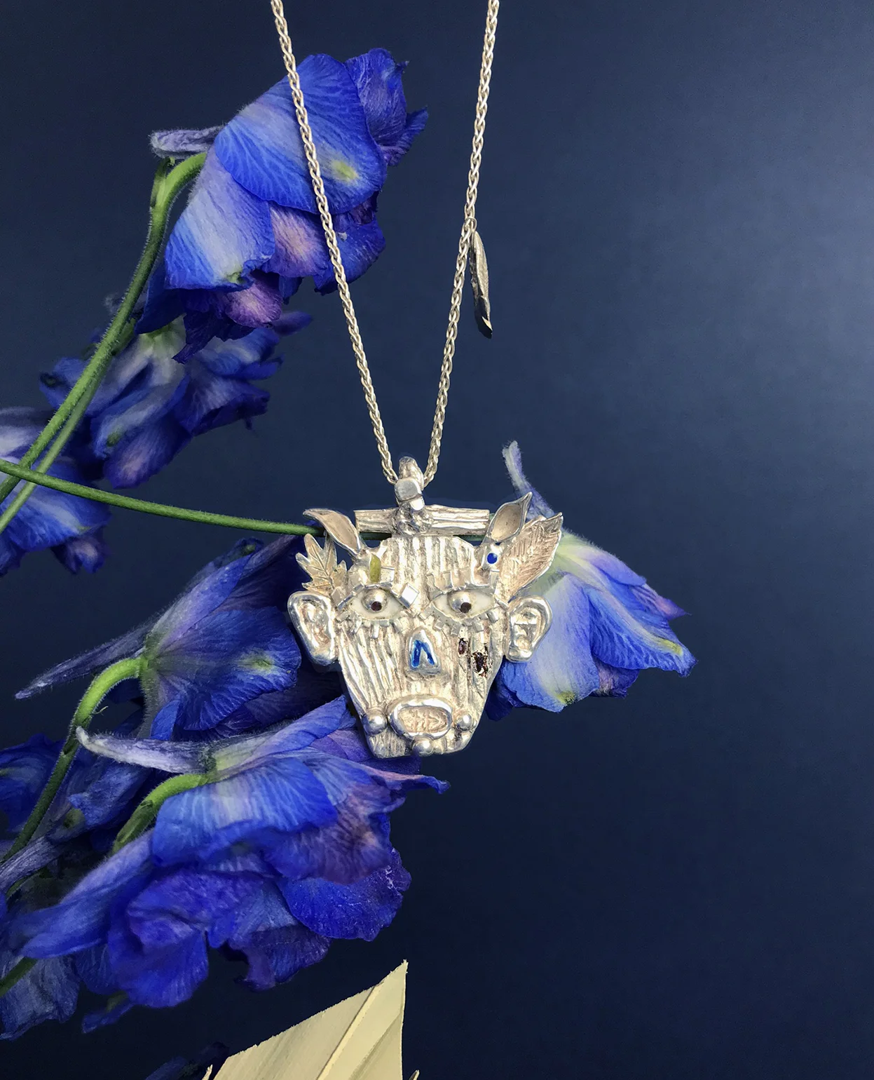 sylvaleo pendant.jpg