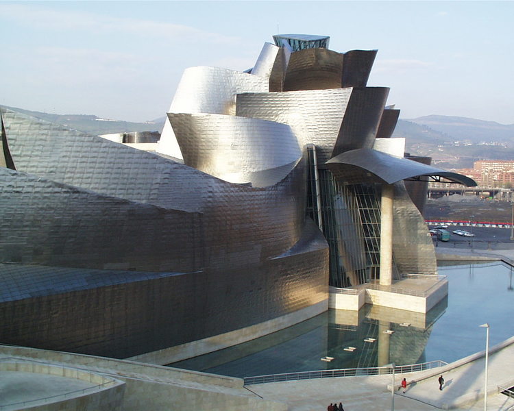 the person  Guggenheim Museum Bilbao