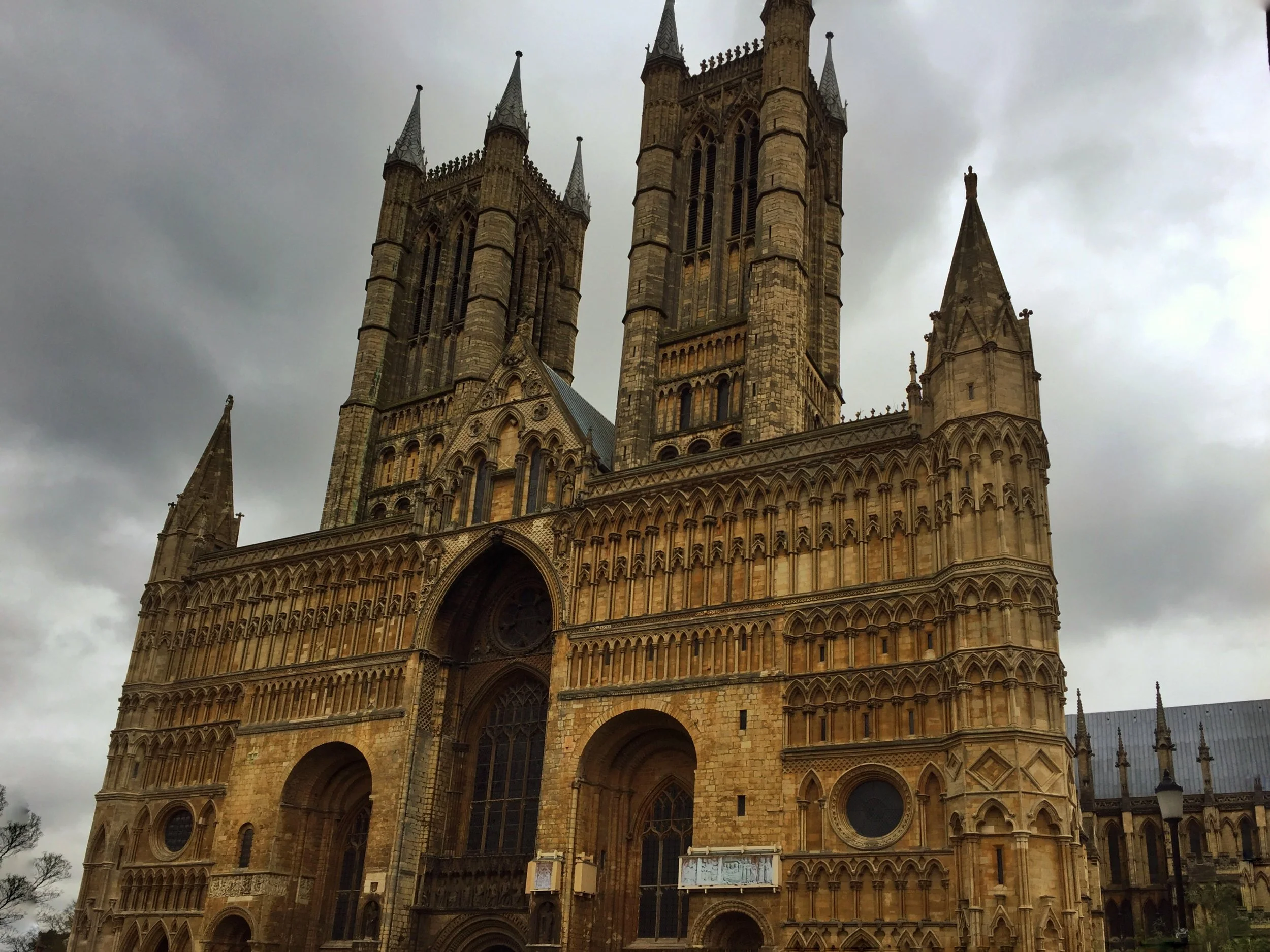 Big ole Lincoln Cathedral, imposing and majestic