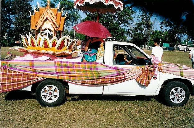 cotton car decoration (link image to the Text).jpg