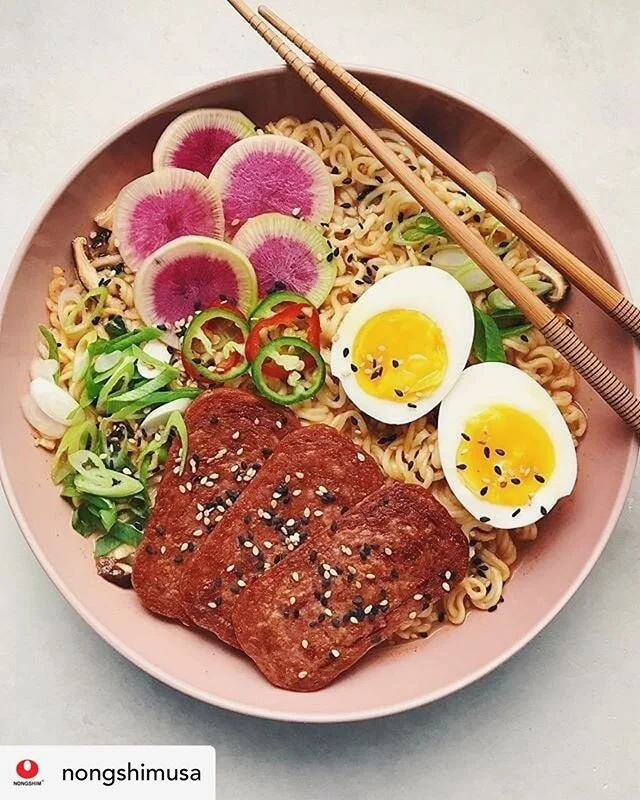 Repost 🤟🏼 @nongshimusa The colors, the flavors, the quality 😍
.
.
.
#diazfoods #nongshimnoodles 
PC: @foodminimalist