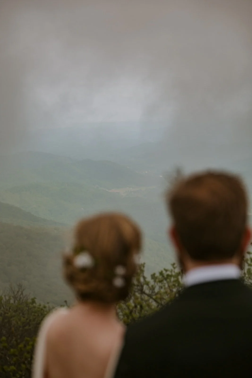 Mountain Elopement Gracie and Rob Fog Clears 2.jpg
