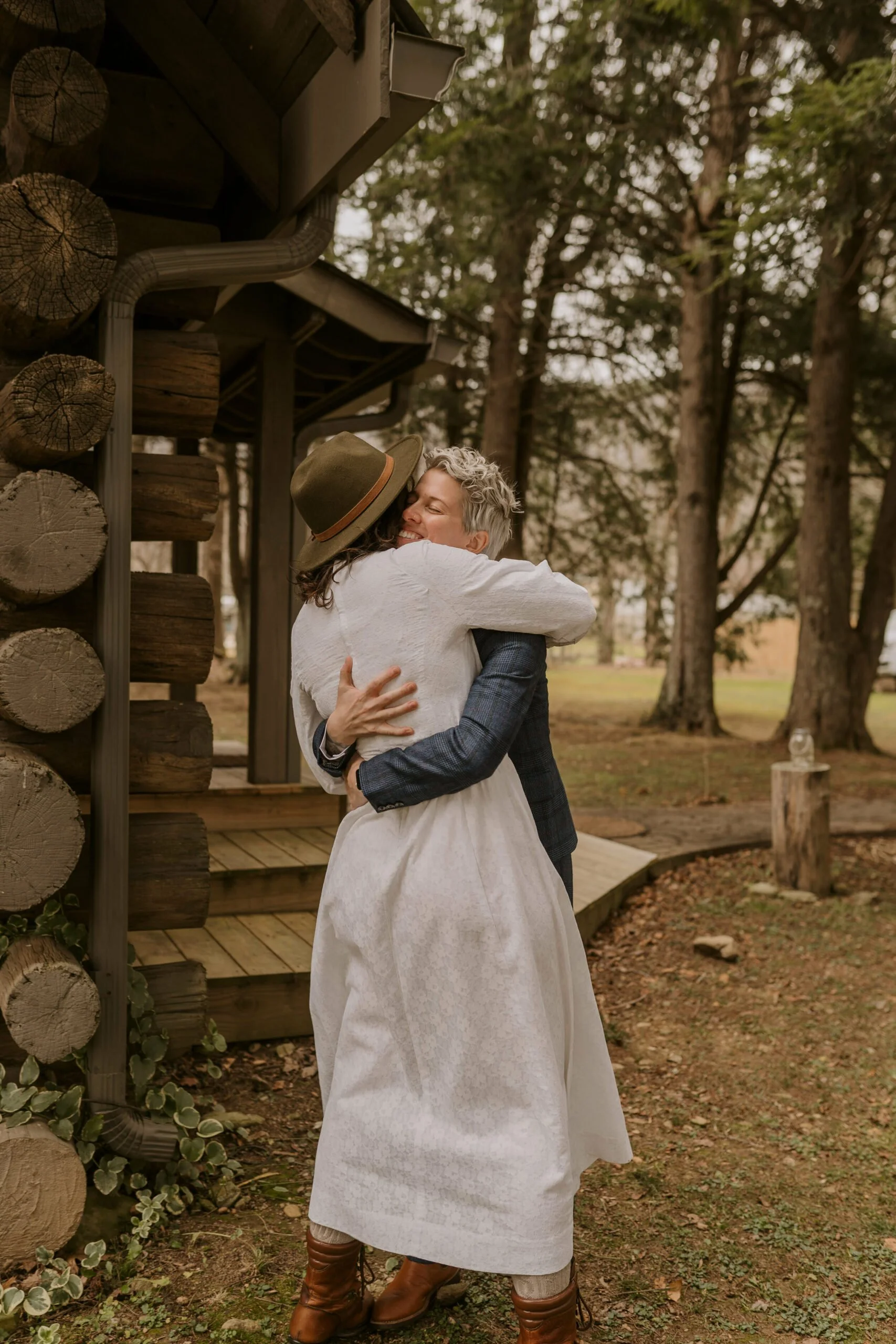 winter-elopement-hugging-after-first-look-scaled.jpg