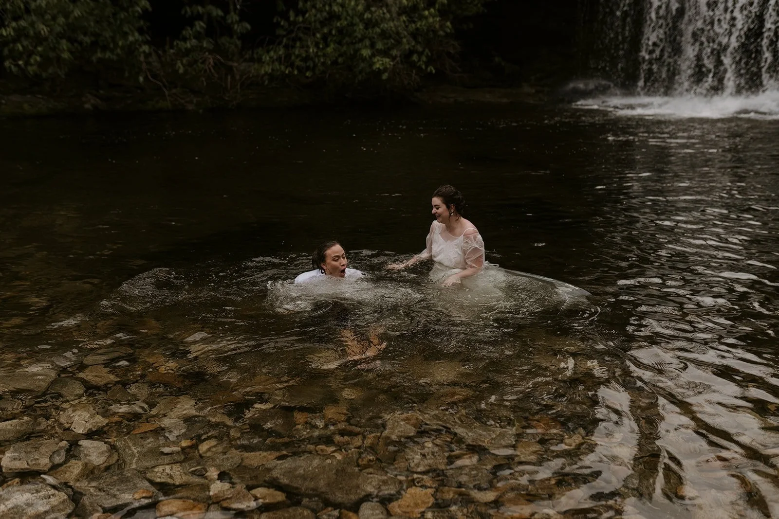 places_to_elope_cashiers_10.jpg