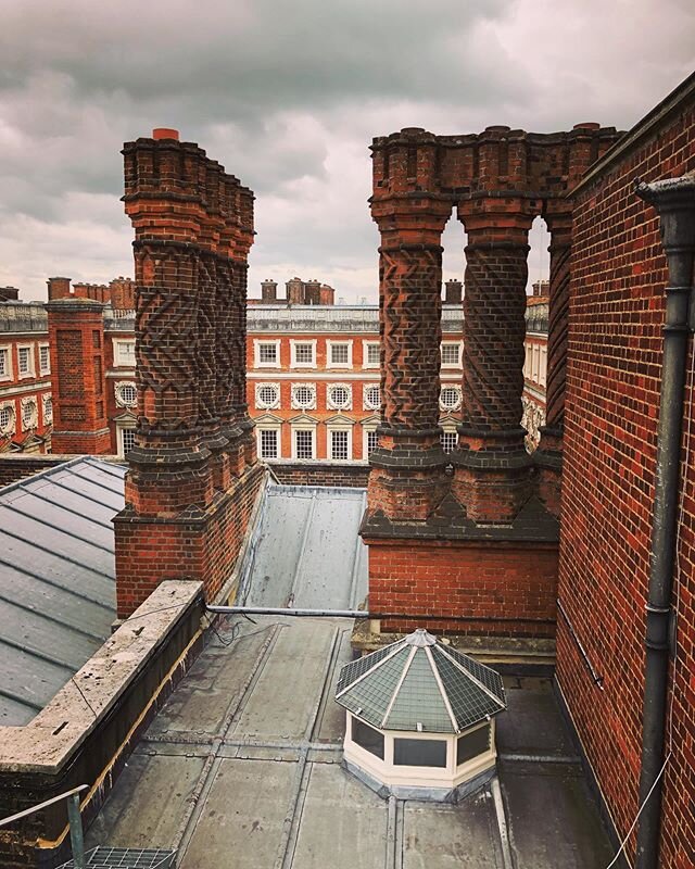 Our next four day study course will run from 2nd-5th March. We will visit the Renaissance apartments at Hampton Court on day one and, if it is dry (!), the enormous roof. The course explores and examines the history of British interior design from ti