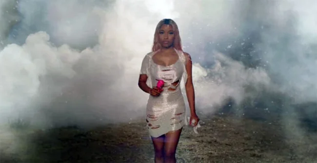 nick-minaj-minajesty-2.jpg