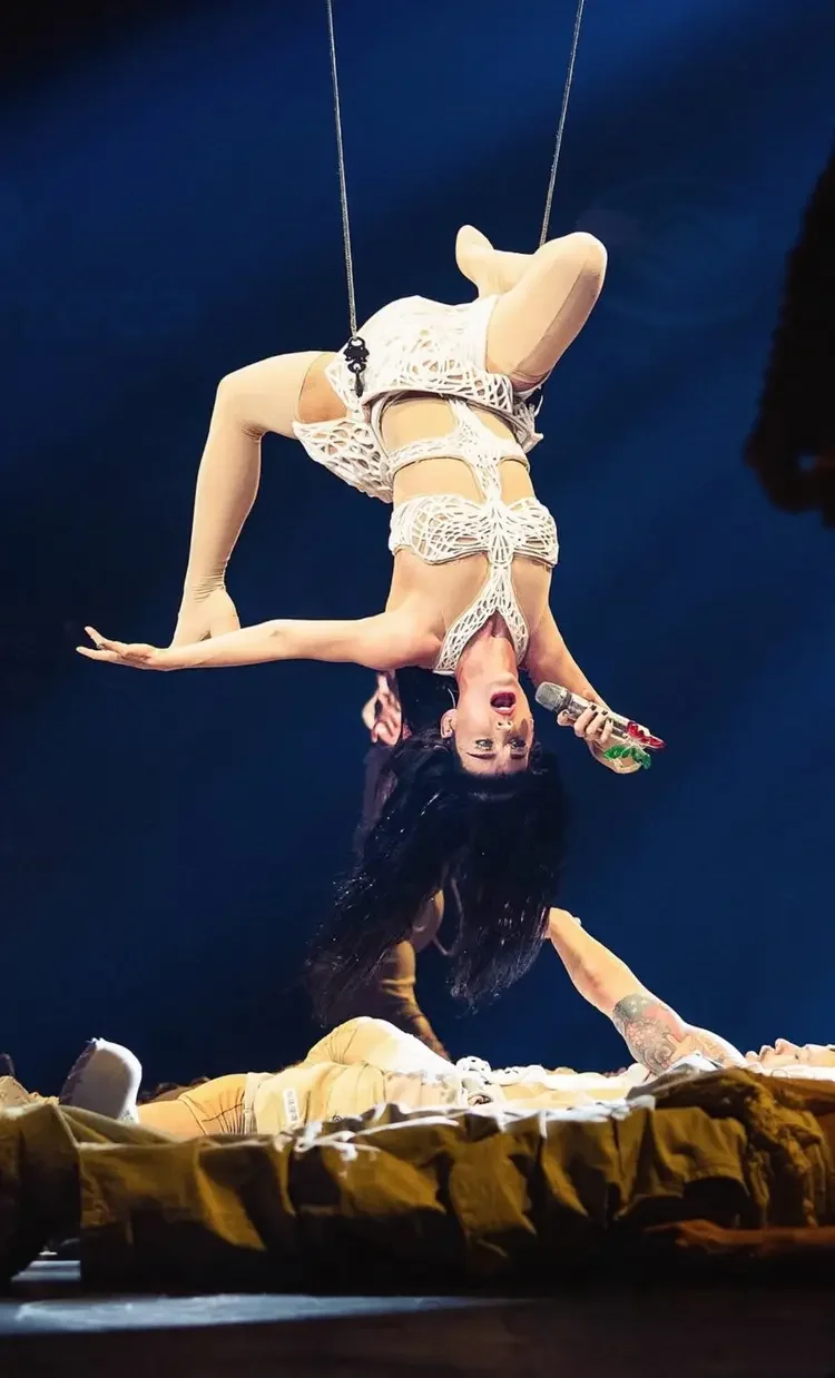 zaldy-katy-perry-the-lifetimes-tour-level-2-3.webp