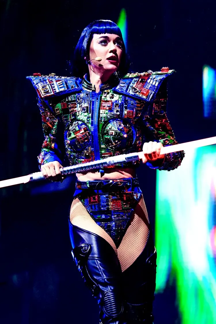 zaldy-katy-perry-the-lifetimes-tour-level-4-2.webp