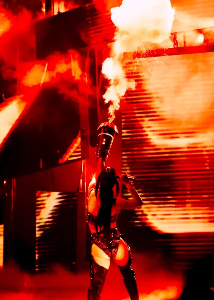 zaldy-katy-perry-the-lifetimes-tour-level-4-fire-2.webp