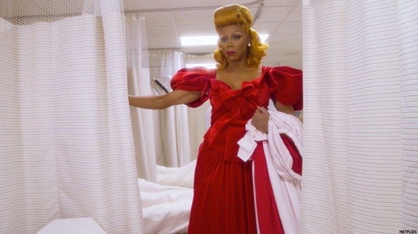 rupaul-in-red-puff-sleeve-dress-by-zaldy.JPG