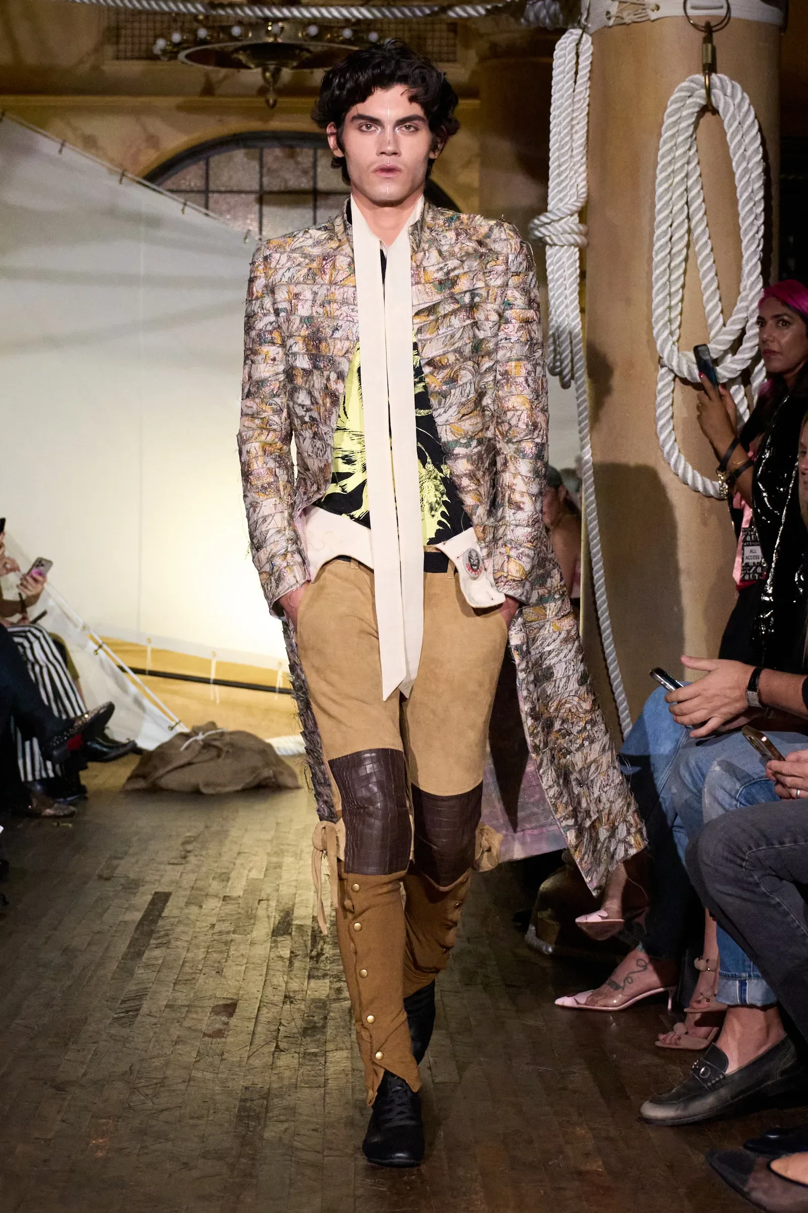 zaldy-spring-2027-ready-to-wear-00004-credit-vogue.webp