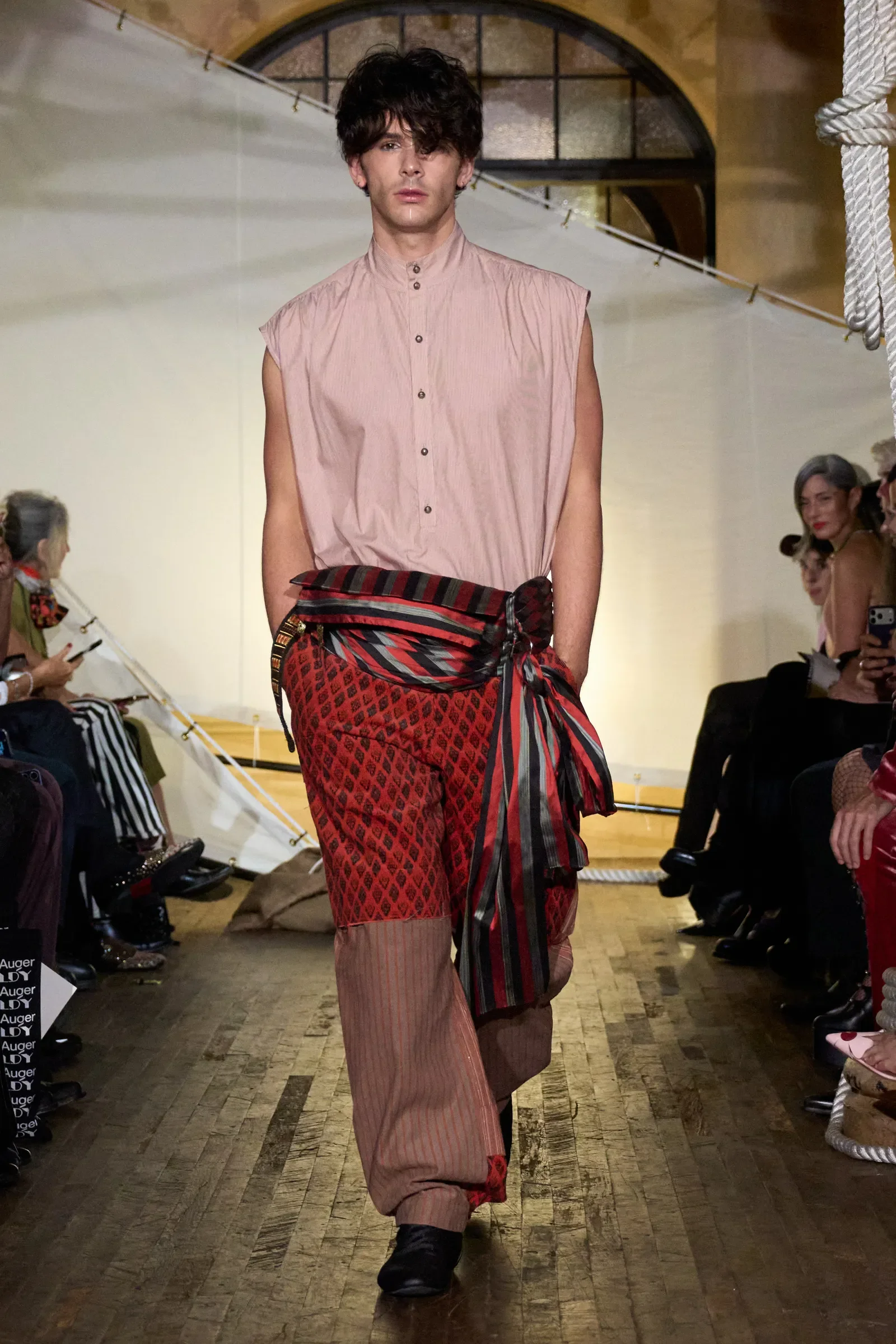zaldy-spring-2027-ready-to-wear-00008-credit-vogue.webp