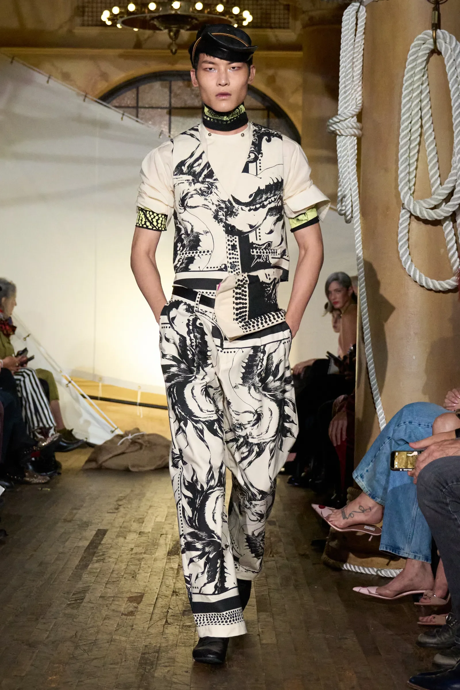 zaldy-spring-2027-ready-to-wear-00015-credit-vogue.webp