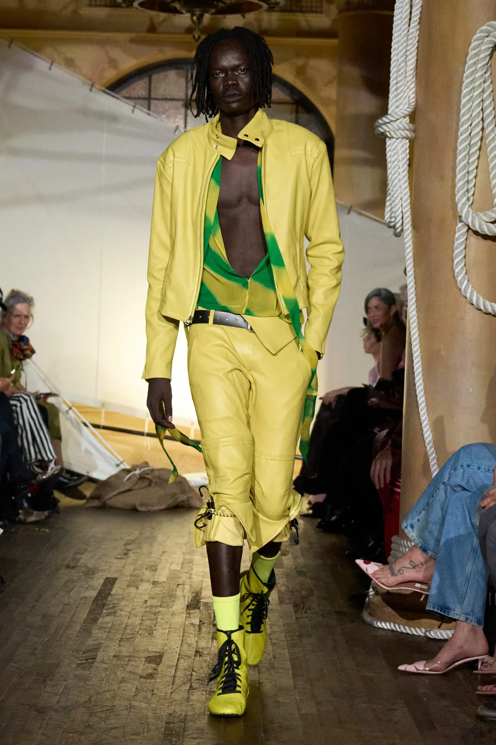 zaldy-spring-2027-ready-to-wear-00016-credit-vogue.webp