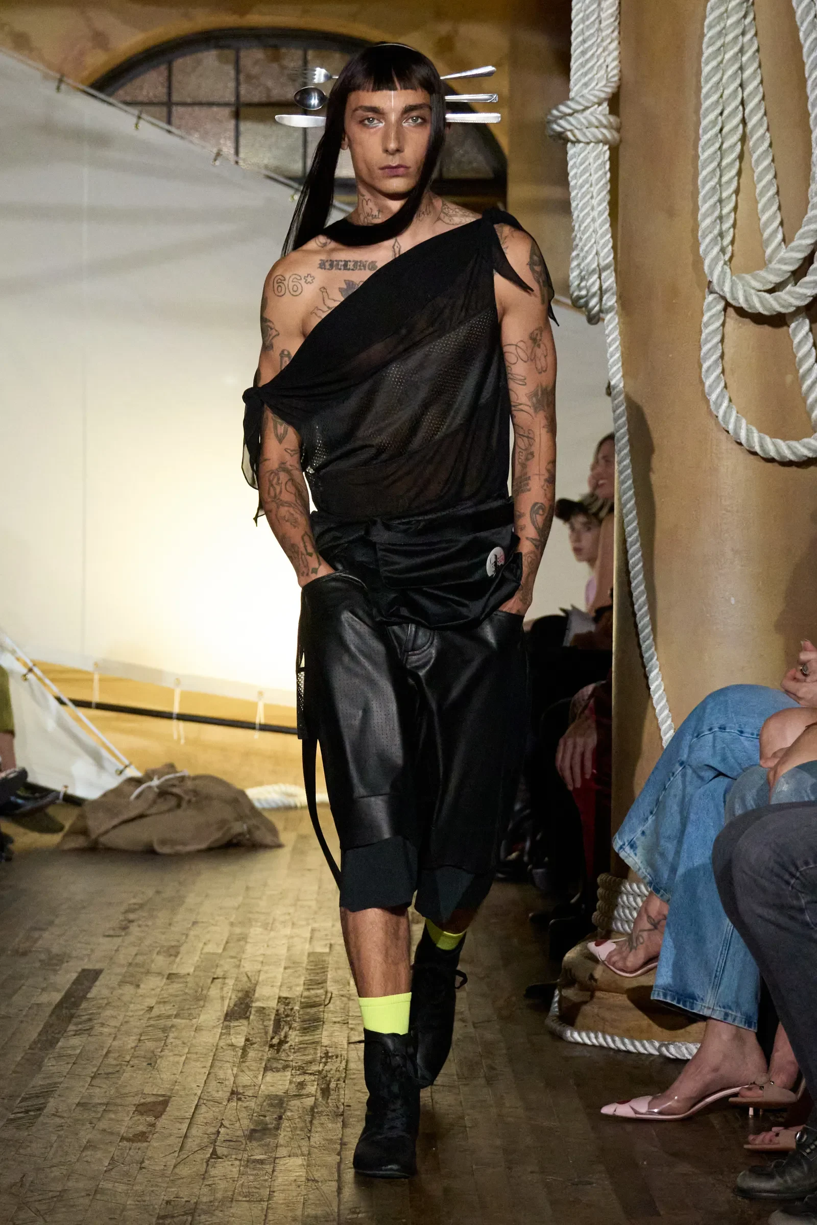 zaldy-spring-2027-ready-to-wear-00020-credit-vogue.webp