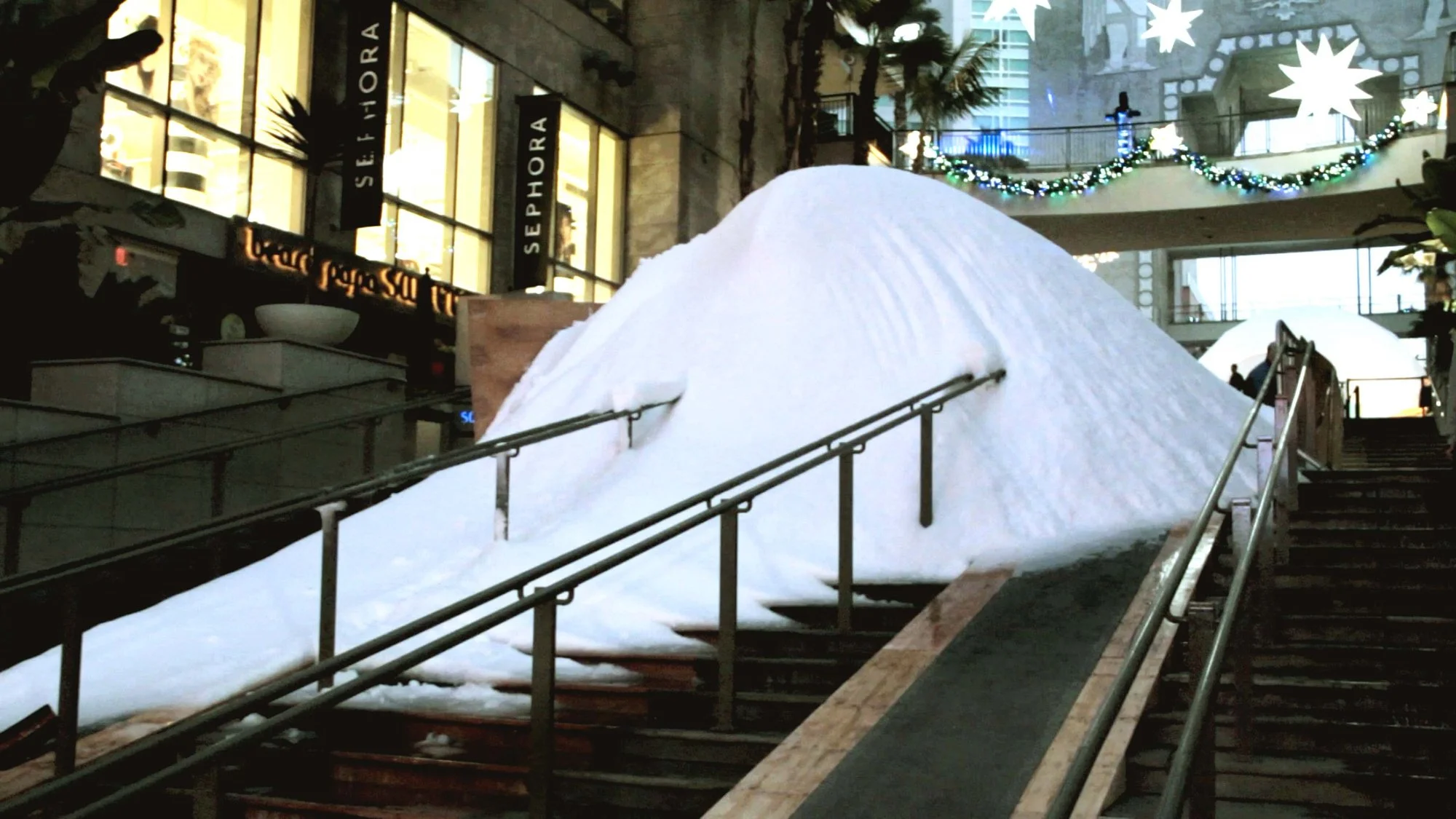 ​​A Story of Elusive Snow_박민하 Min-Ha Park