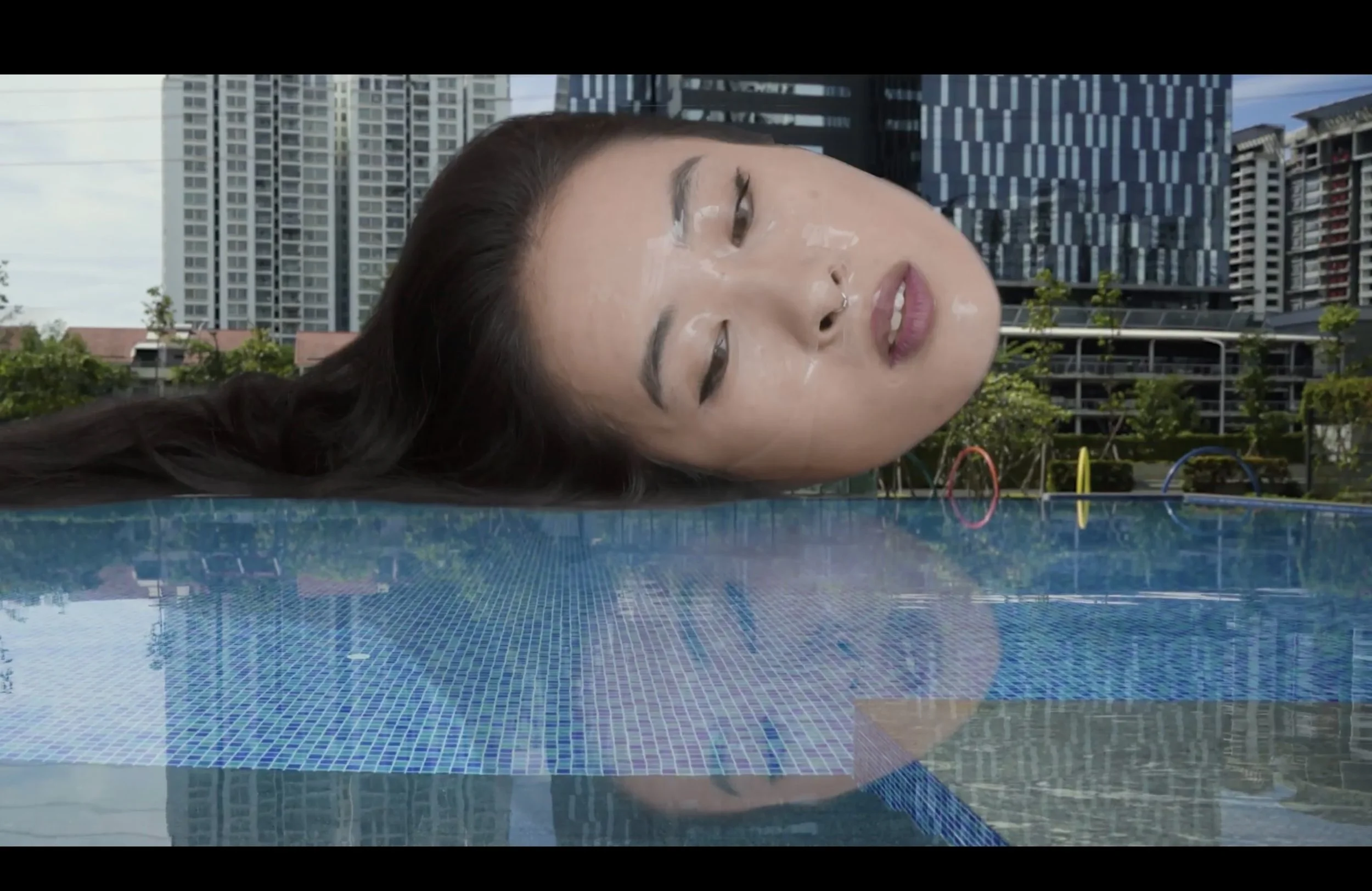 머리_THE HEAD_응우옌 프엉 린_NGUYỄN PHƯƠNG LINH