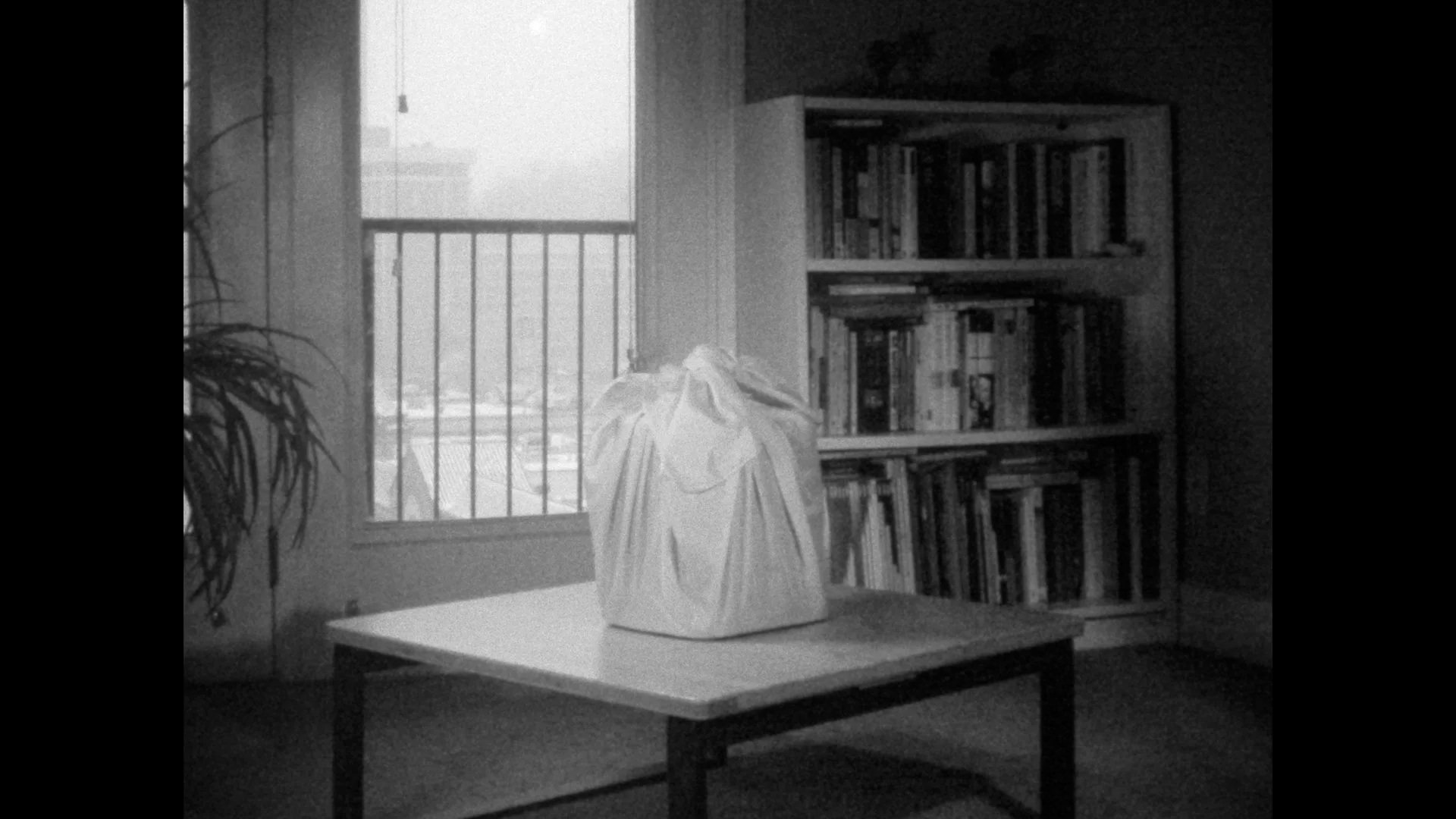 EX-Now+6_02_A+Dark+Room_Still_3.jpg