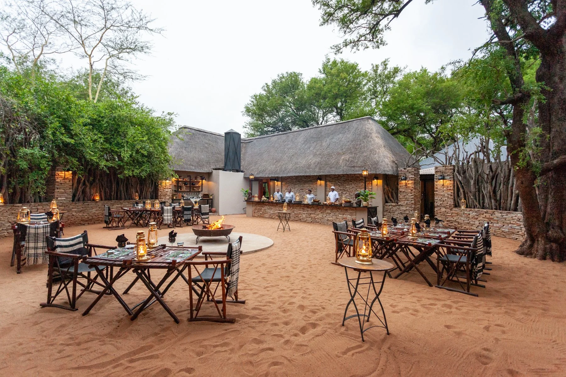 Kings Camp Dining 4.jpeg