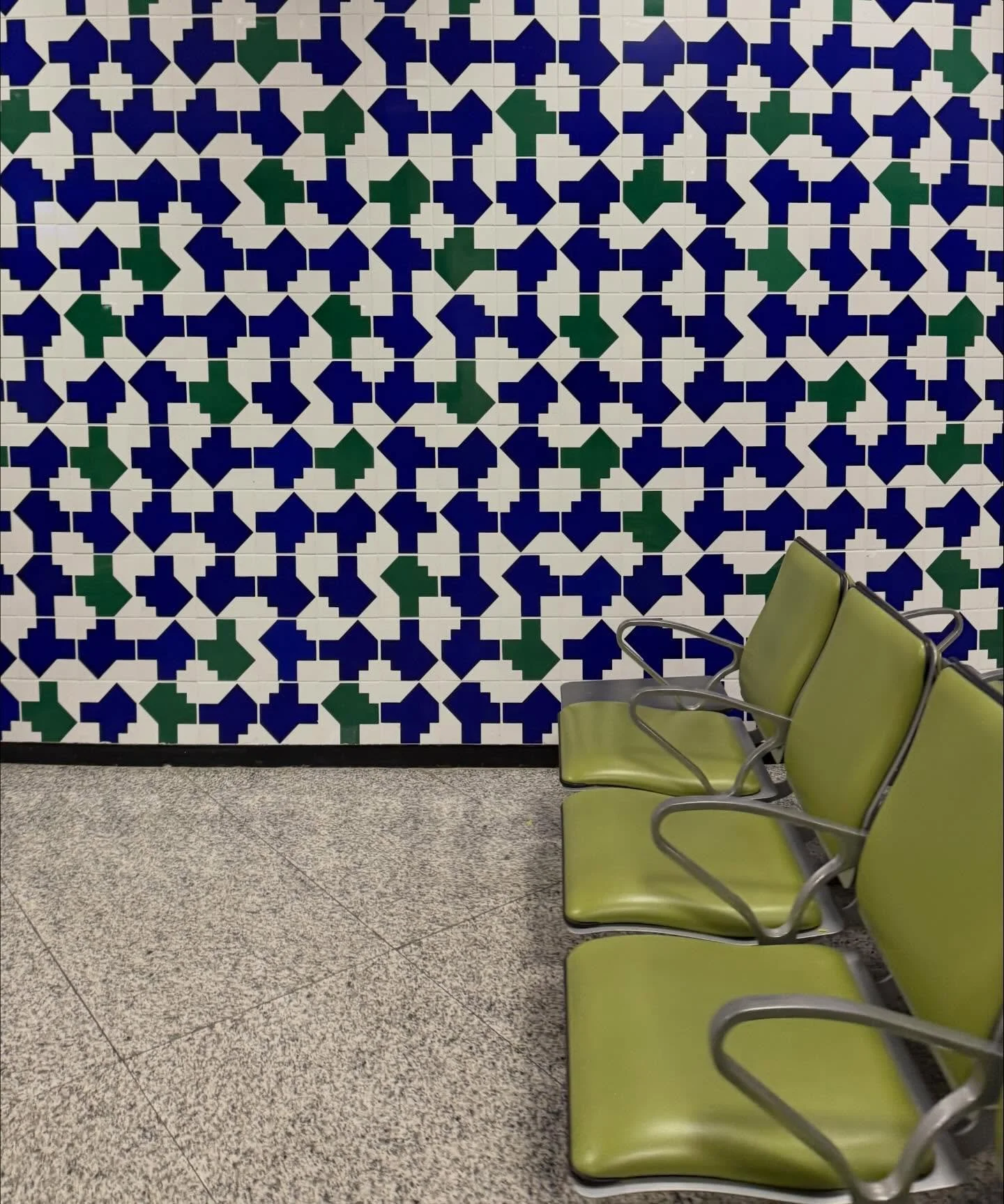 📍Bras&iacute;lia - Juscelino Kubitschek International Airport 

I drink in deep breaths of earthy air tinged with moist concrete when I arrive at this most liminal of spaces in my life: where around a rounded Oscar Niemeyer corner, loved ones are wa