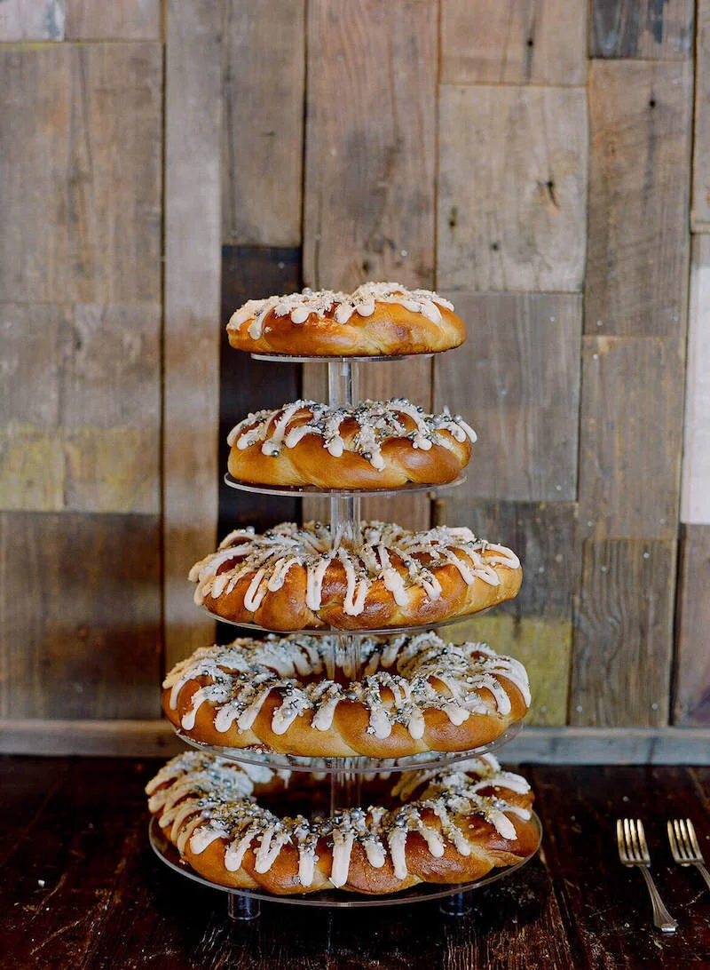 King Cake Recipe With Cinnamon Cream Cheese Filling