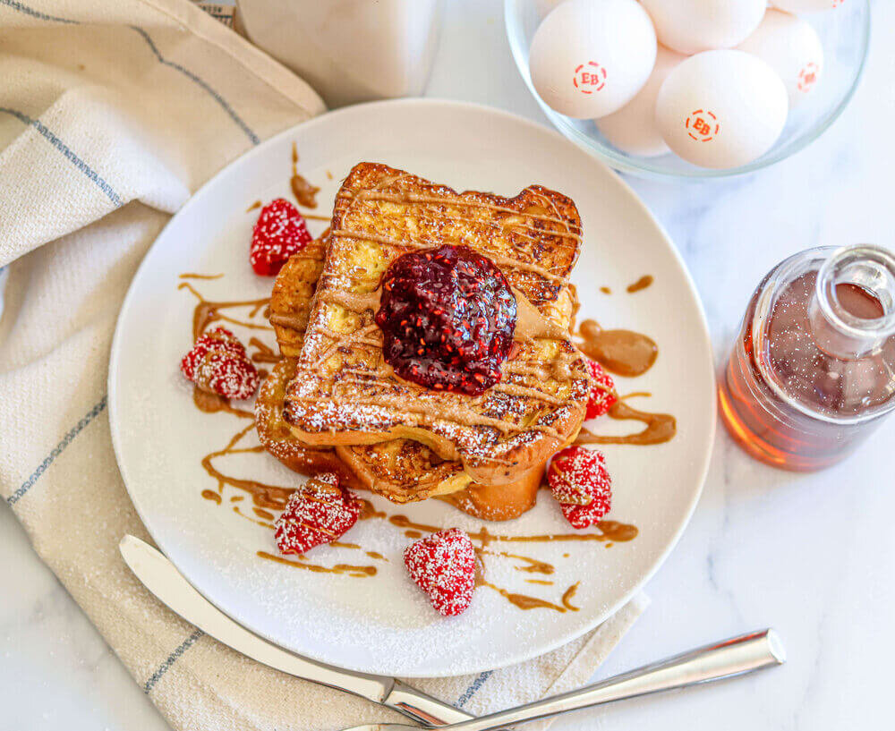 Peanut Butter + Jelly Fluffy French Toast For Weekend Brunch | Swift ...