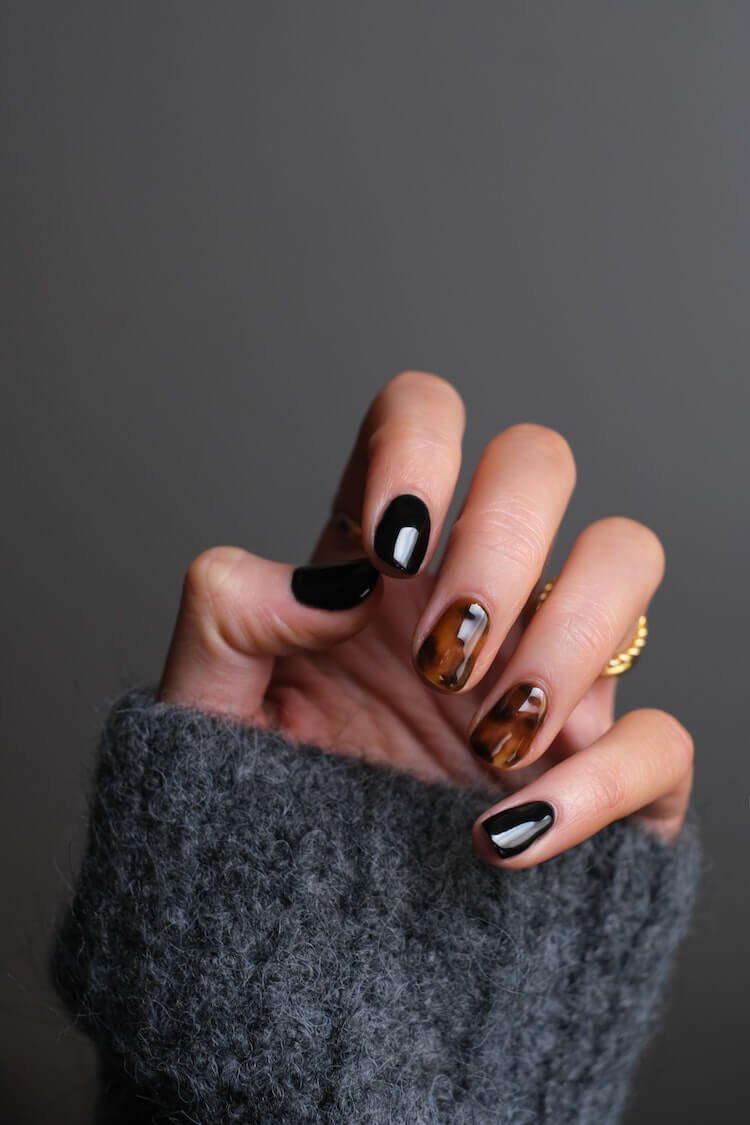 55 Winter Nail Ideas You'll Definitely Want to Copy | Glamour