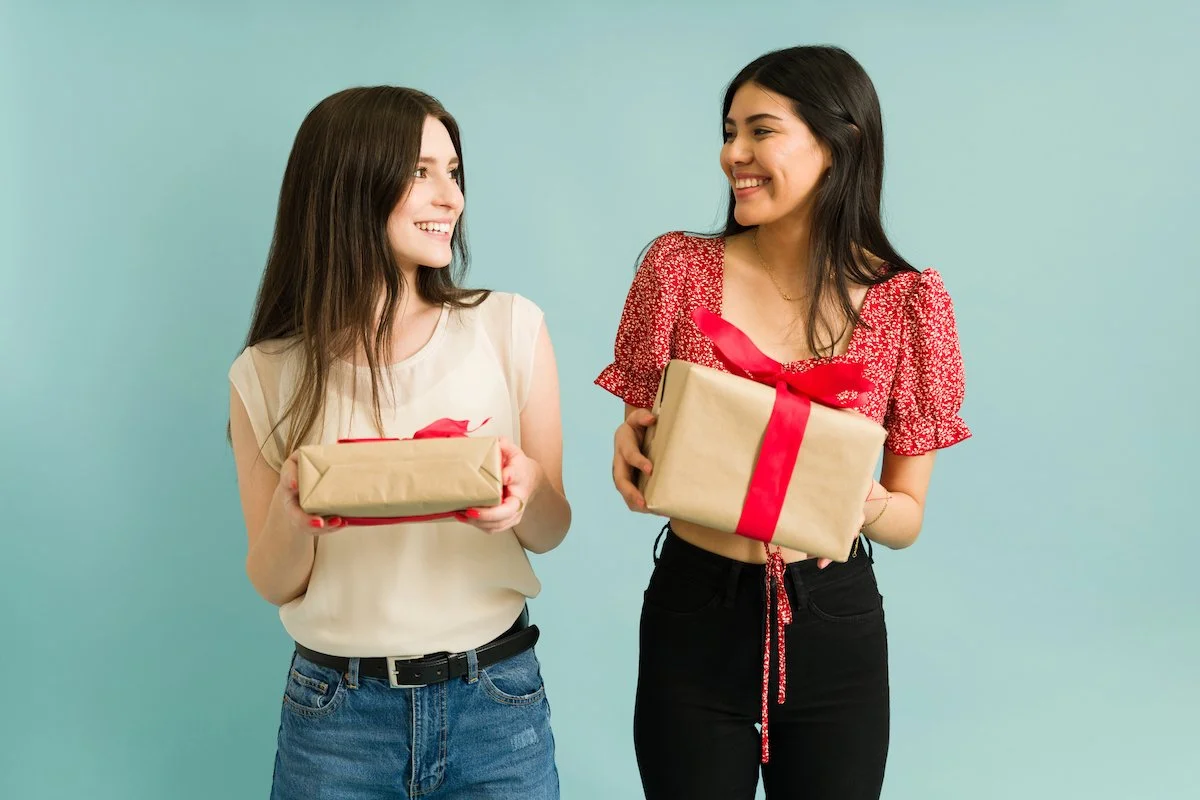 45 Valentine’s Day Gifts To Share With Your BFFs