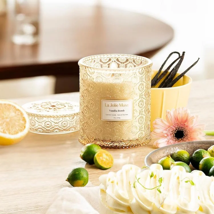 Best Housewarming Gift Ideas for New Homeowners - Vanilla Candle