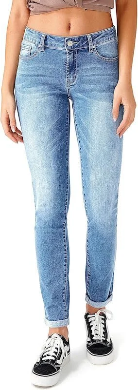 Amazon Fashion Finds - Boyfriend Fit Jeans