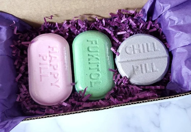 Best Housewarming Gift Ideas for New Homeowners - Chill Pills