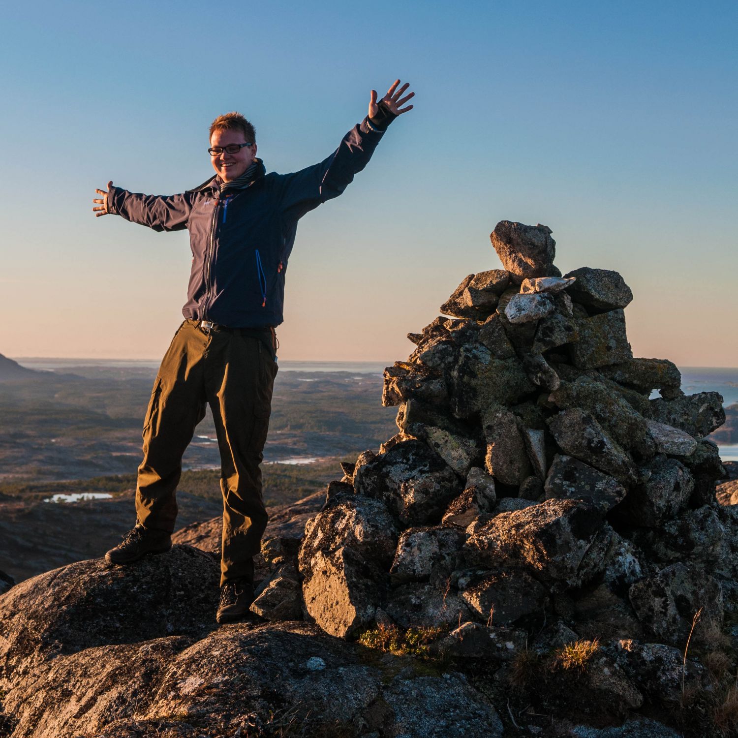 Hotellsjef Stian glad for å ha nådd toppen!