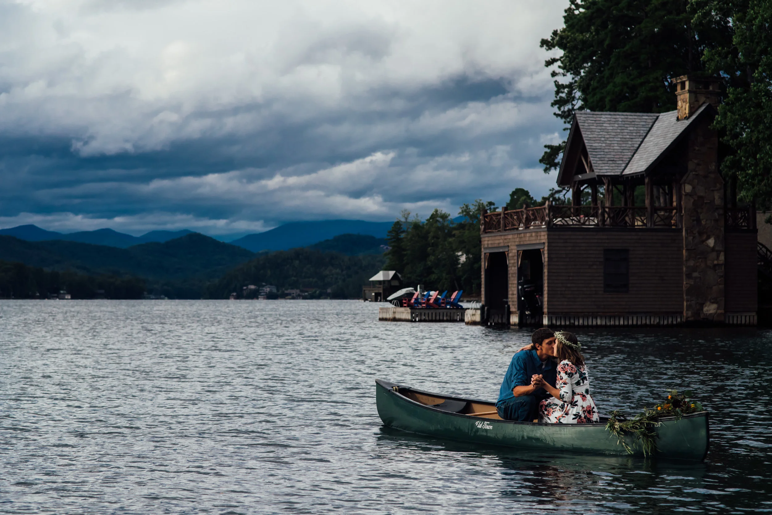 engagement-session-locations-lake-burton.jpg