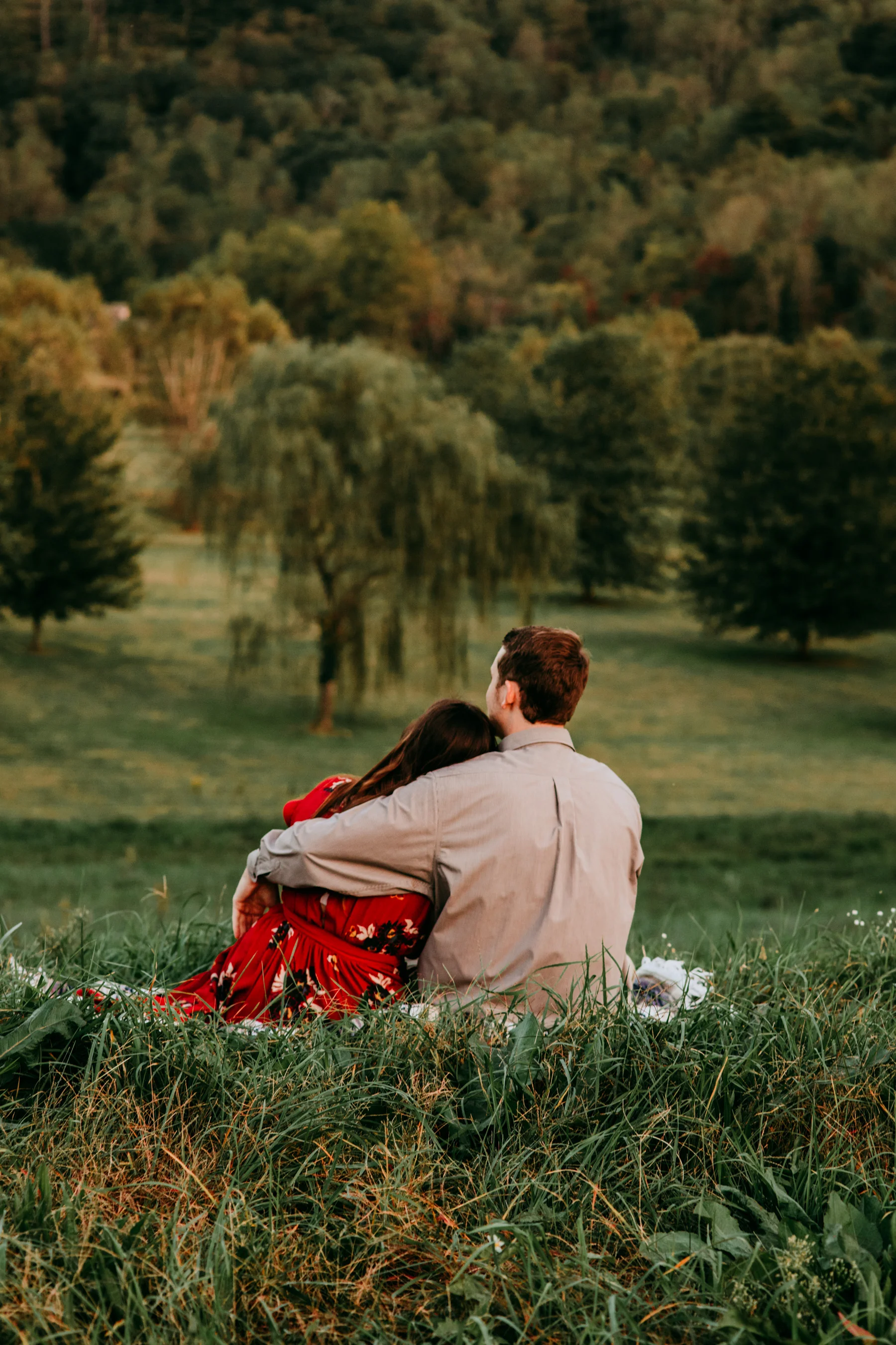 outdoor-engagement-photos-georgia.jpg