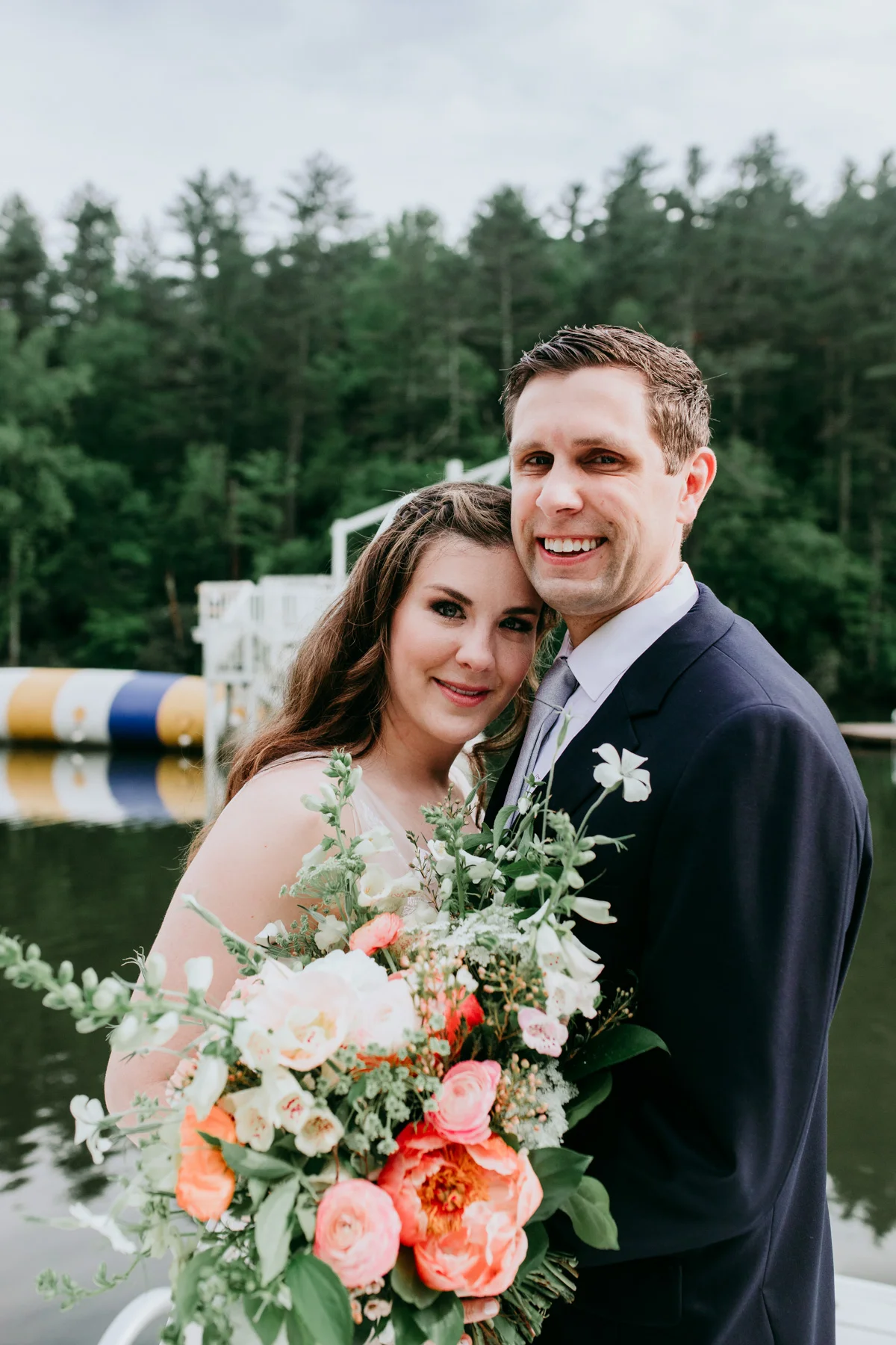 bride-and-groom-photo-poses.jpg