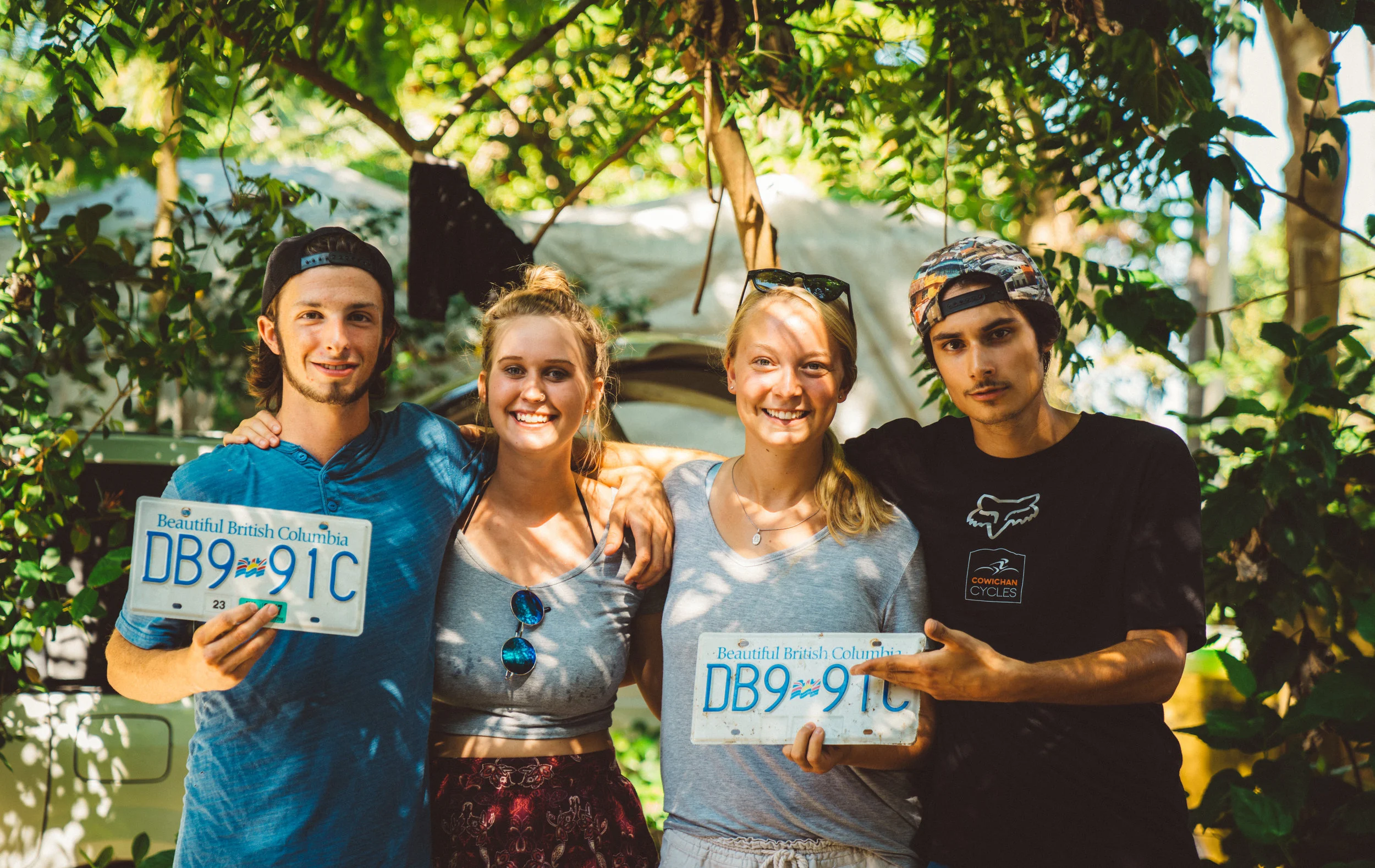 Before departing Sayulita, MinEssa and us took a farewell photo featuring MinEssa's MPV's plates.