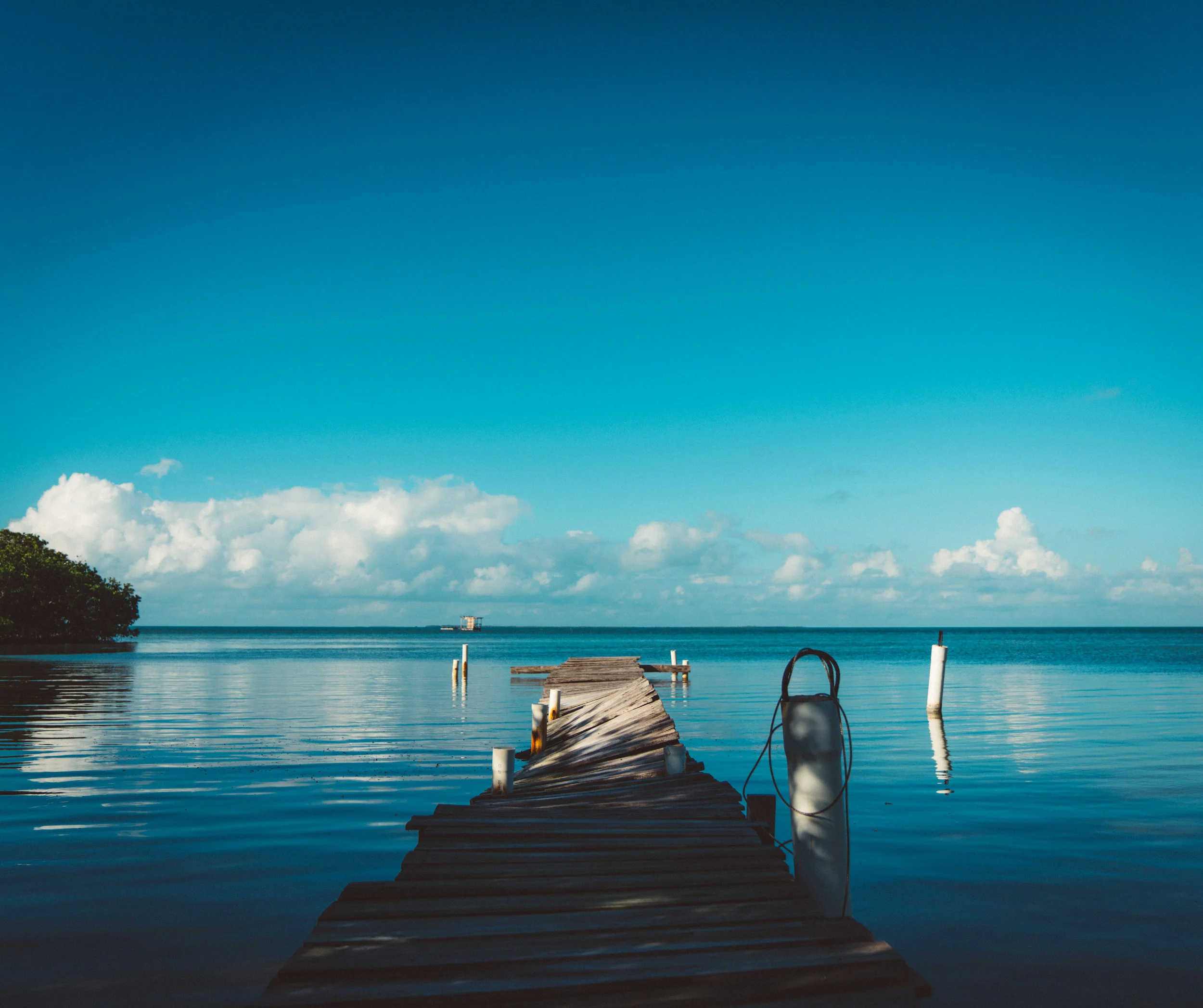 A dock at the very northern tip of Caye Caulker.