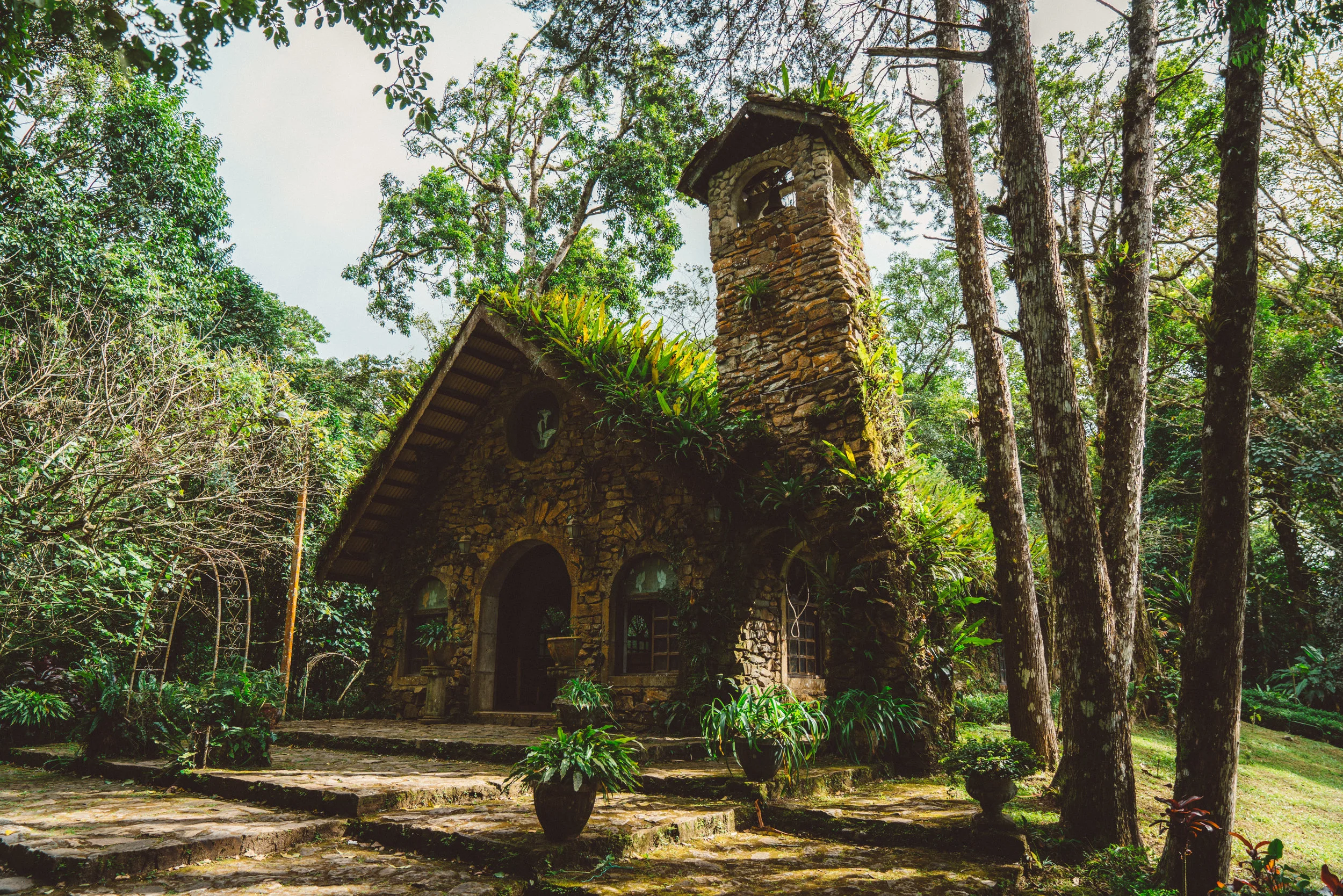 Although I'm very disappointed how my photos of the chapel turned out, the building is too cool not to include.