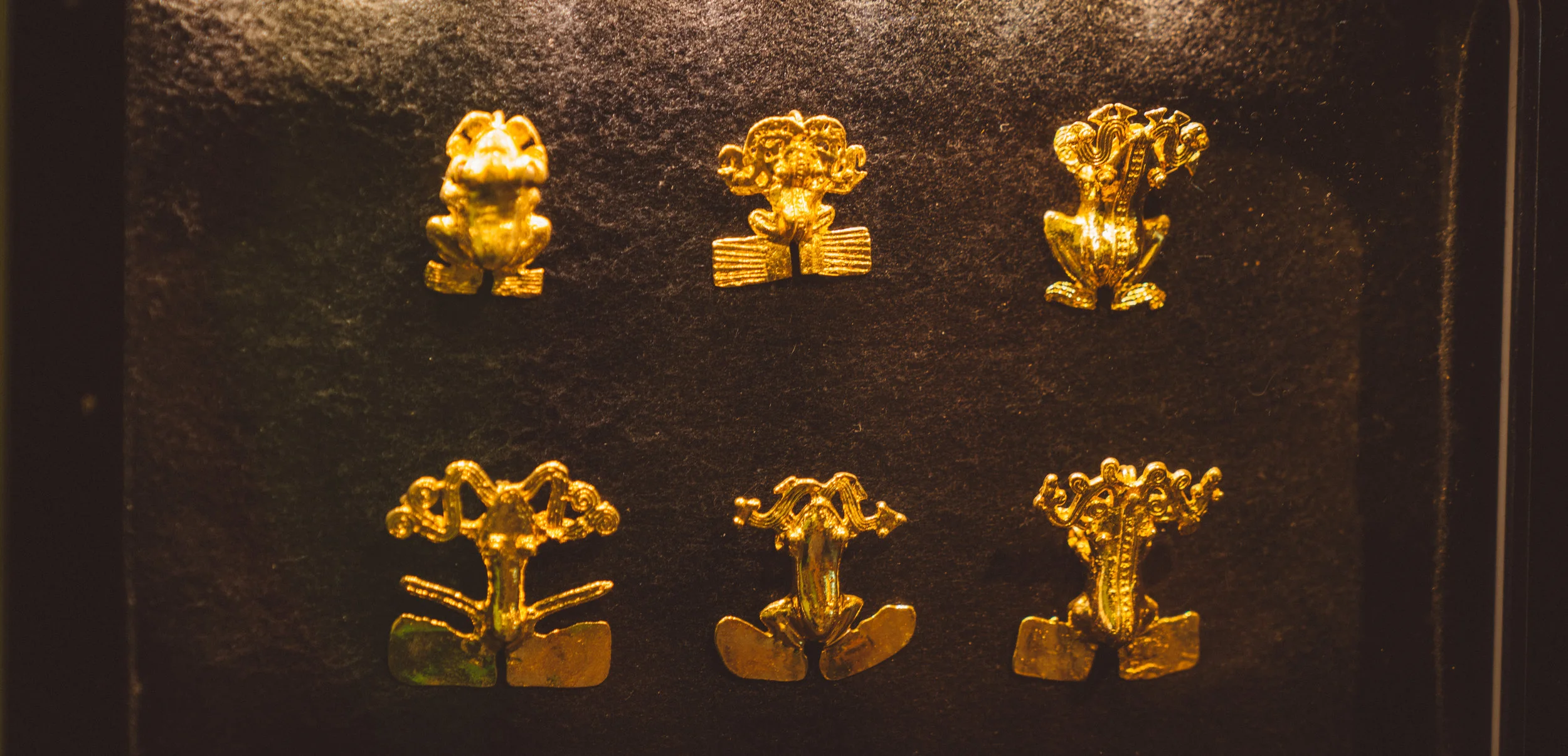 Some gold frog artifacts.