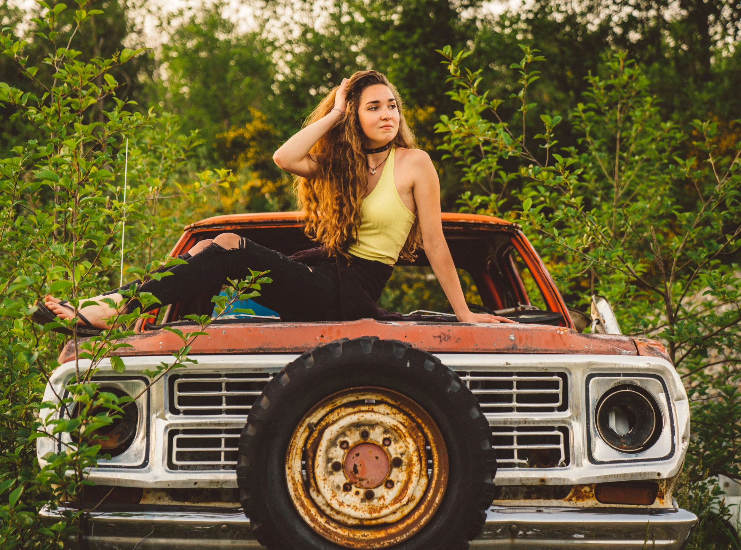 A little abandoned truck.