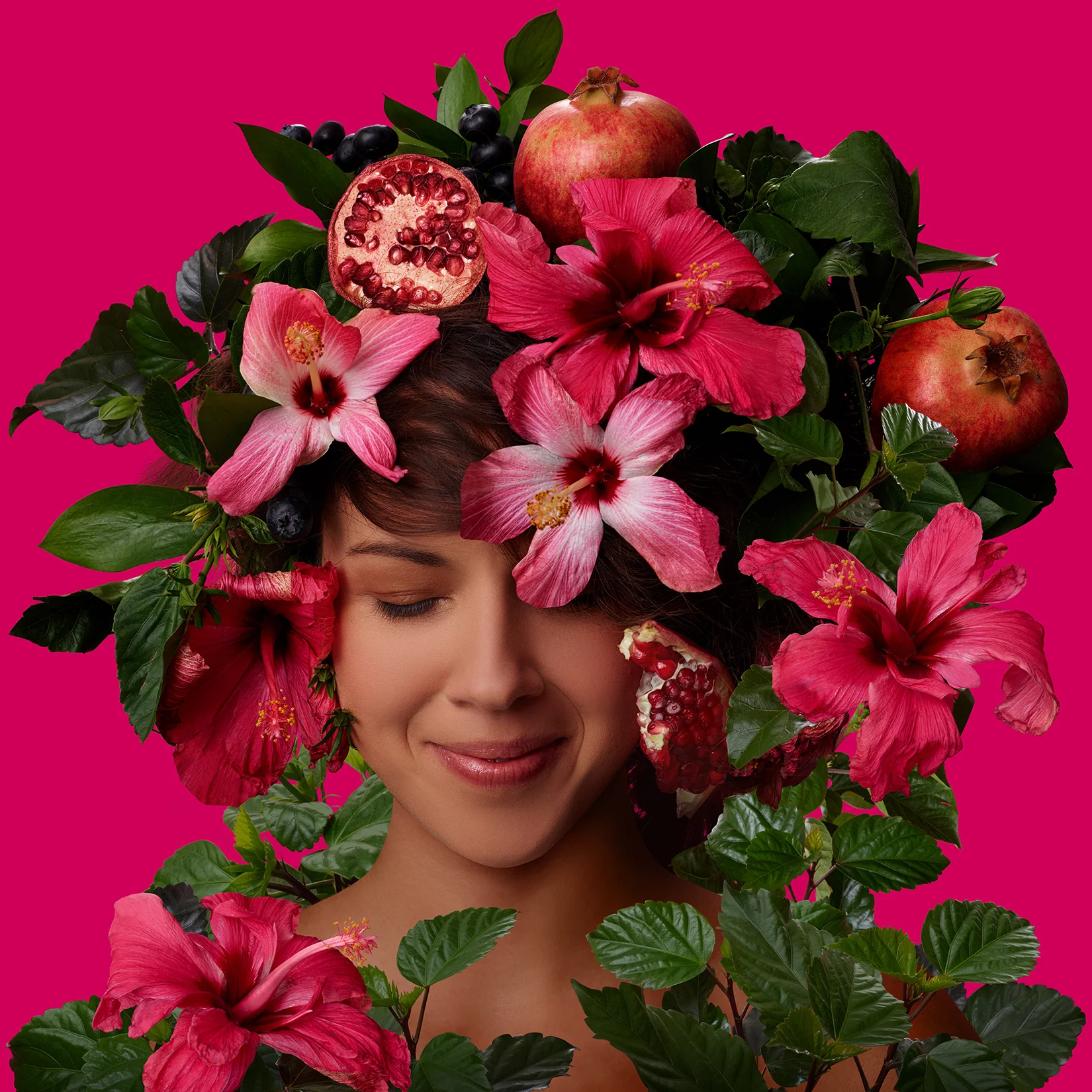 "Iced Tea Gone Herbal." Tetley Canada. June 2017. Photo: Billie Chiasson. Hair/Make-up: Shawnna Downing. Producer: Aarin MacKay. Agency: john st. Executive Creative Director: Stephen Jurisic. Art Director: Kara Wark. Producer: Erin Feldman. Model: Jenny De Lucia/brbtalent