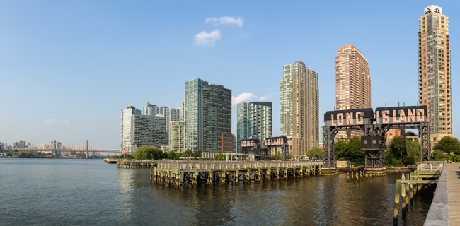 The Long Island City waterfront (credit: Streeteasy)