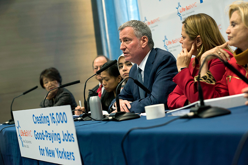 Mayor Bill de Blasio announces the city's $500 million LifeSci NYC plan in December