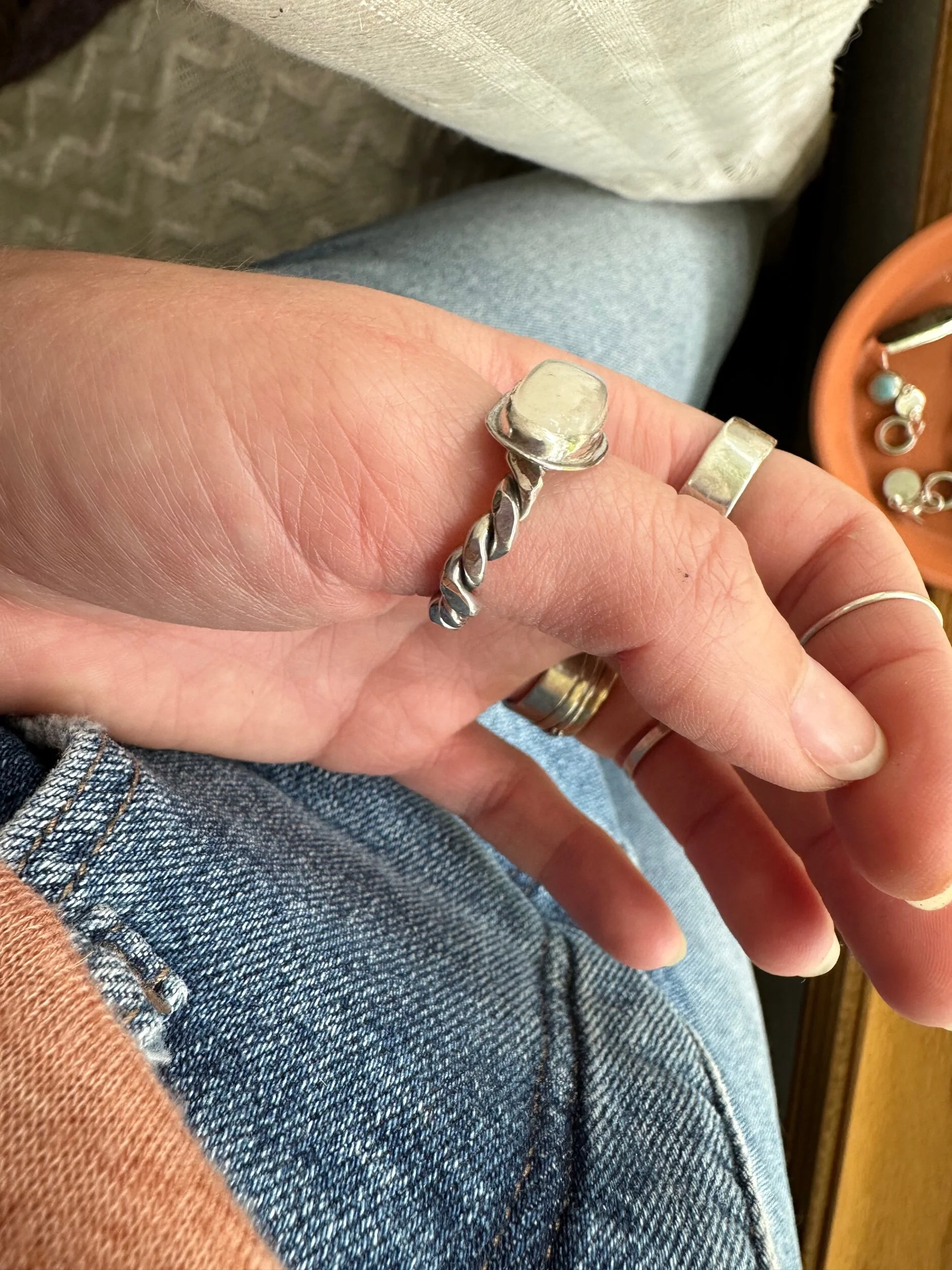 3C941127-4D3C-4F26-BC34-BBA9BA8F0E10