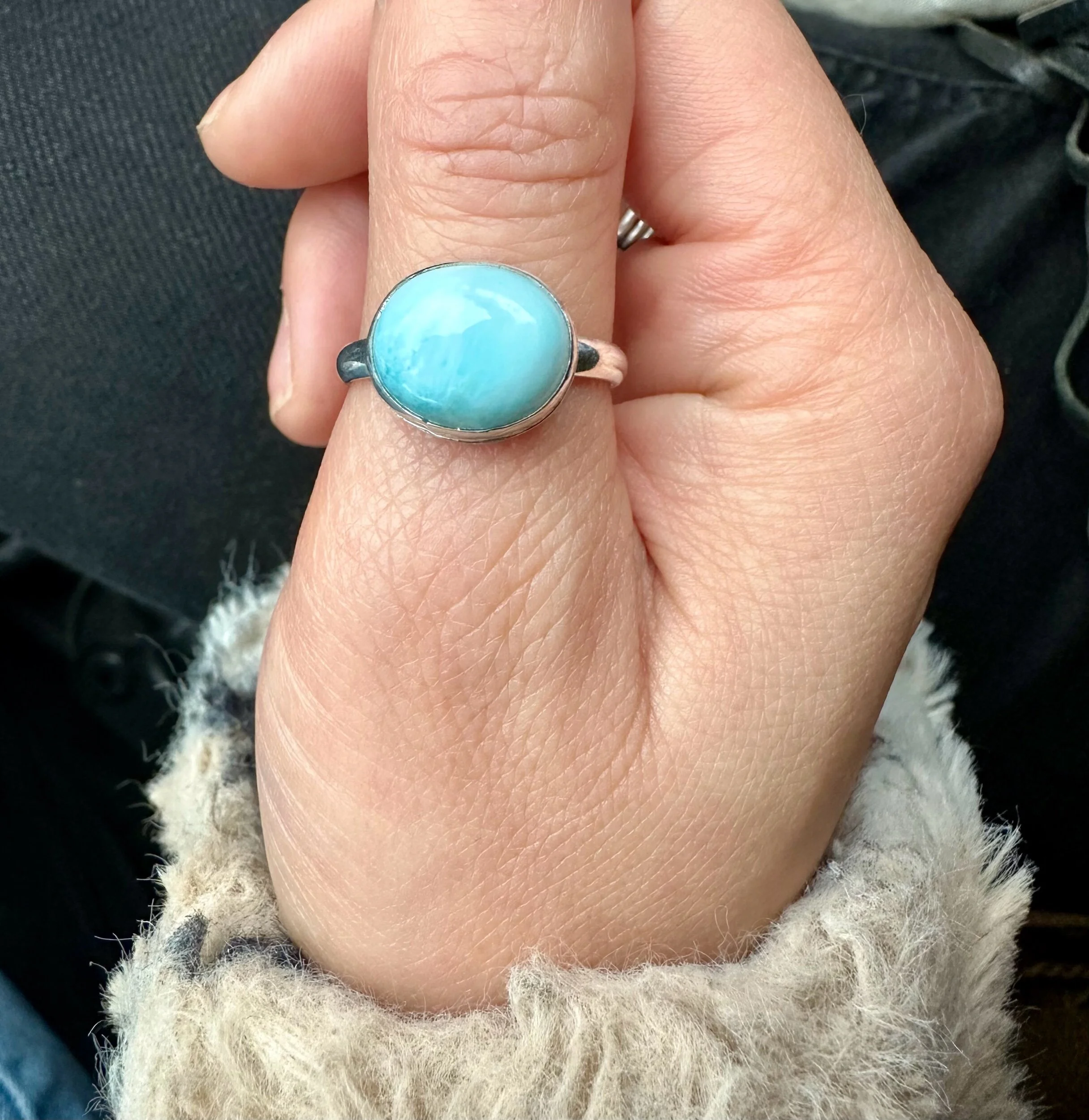 DDAAFA33-49C7-4B8D-BC77-C1B086BA8B42