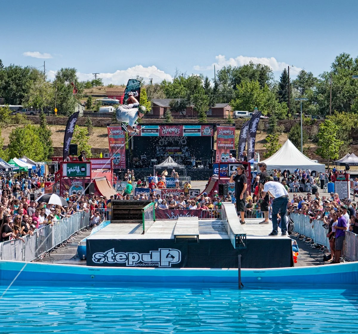 Journey's Backyard BBQ 2012