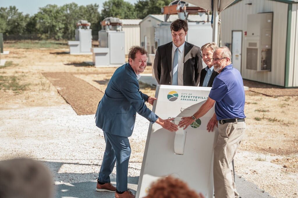 Left to Right: Mitchell Johnson (CEO of Ozarks Electric Cooperative), Chairman Ted Thomas (Arkansas Public Service Comission), Michael Henderson (President of Today’s Power), Mayor Lioneld Jordan (City of Fayetteville).